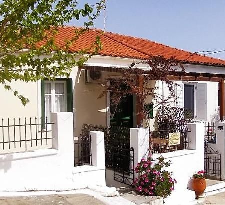 Kontos-Traditional House In Andros Beach Andros Town Exterior foto