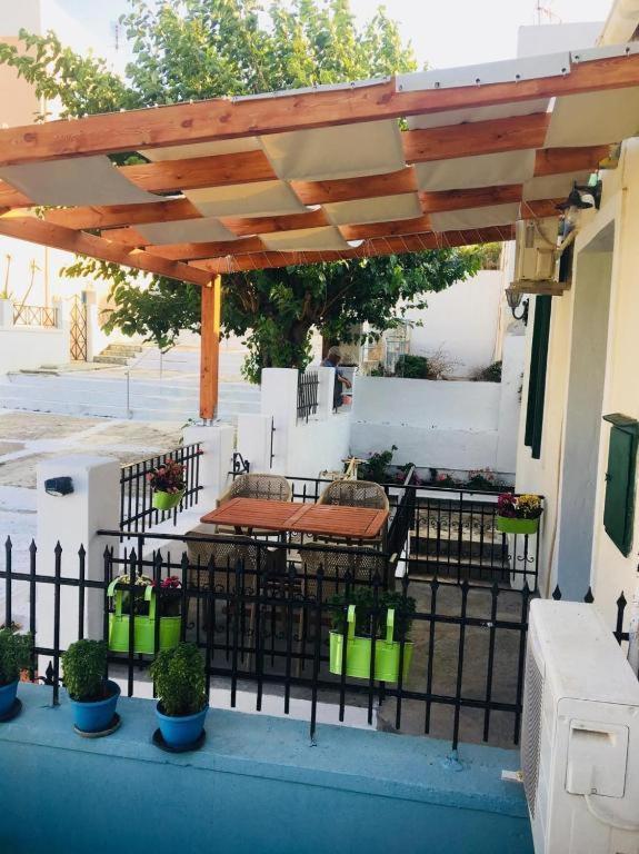 Kontos-Traditional House In Andros Beach Andros Town Exterior foto